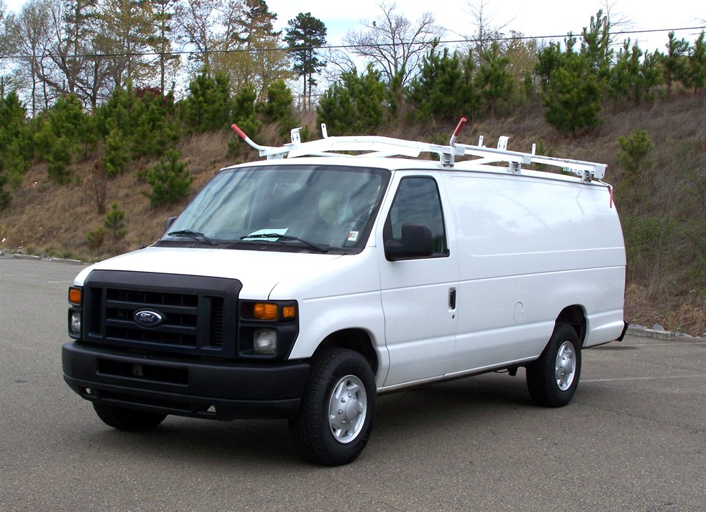 2009 Ford E-Series Econoline Van