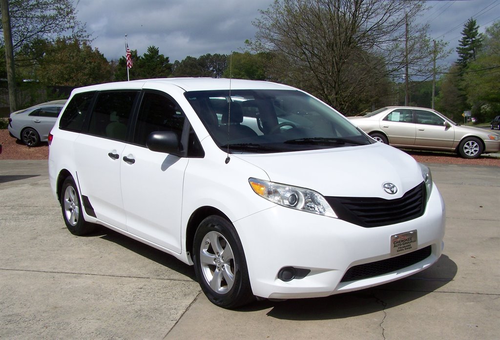 2013 Toyota Sienna L