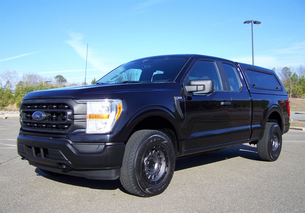 2022 Ford F-150 XL 4x4 SuperCab 6-1/2 Box's photo