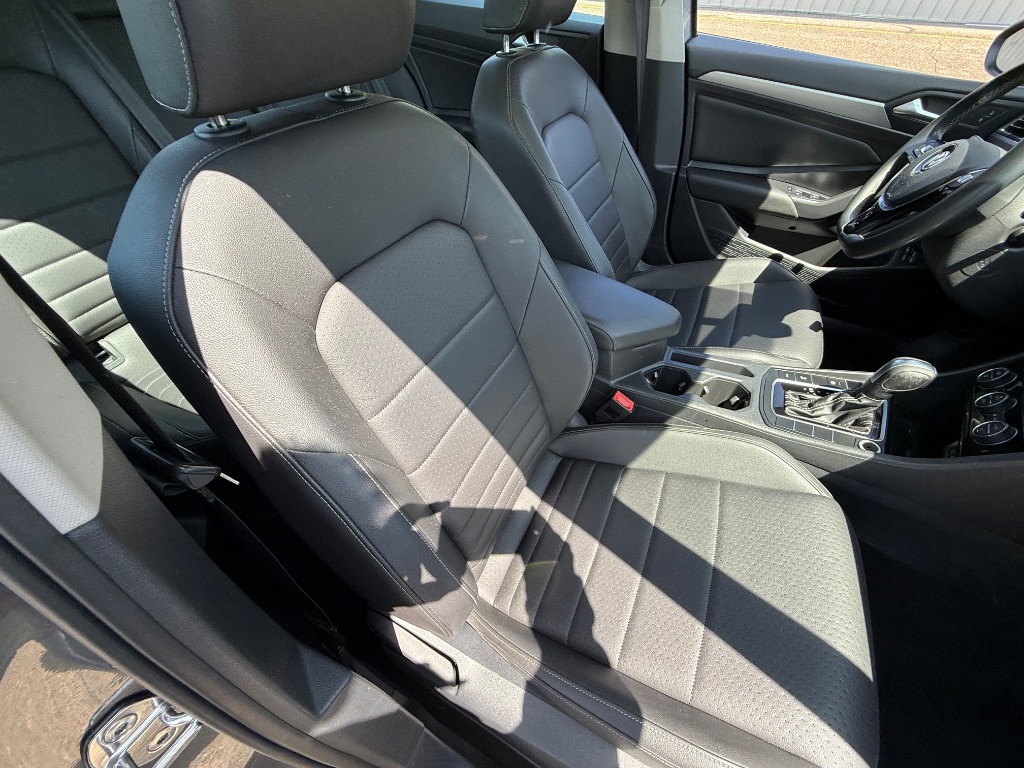 2021 Volkswagen Jetta R-Line - Photo 31