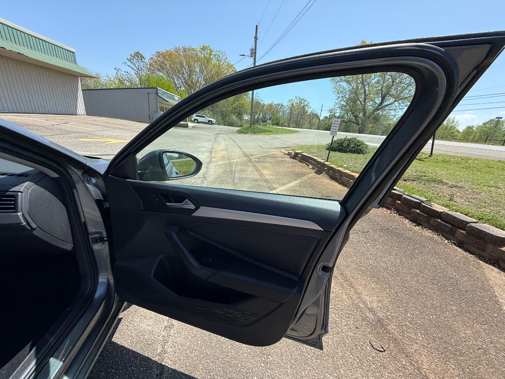 2021 Volkswagen Jetta R-Line - Photo 26