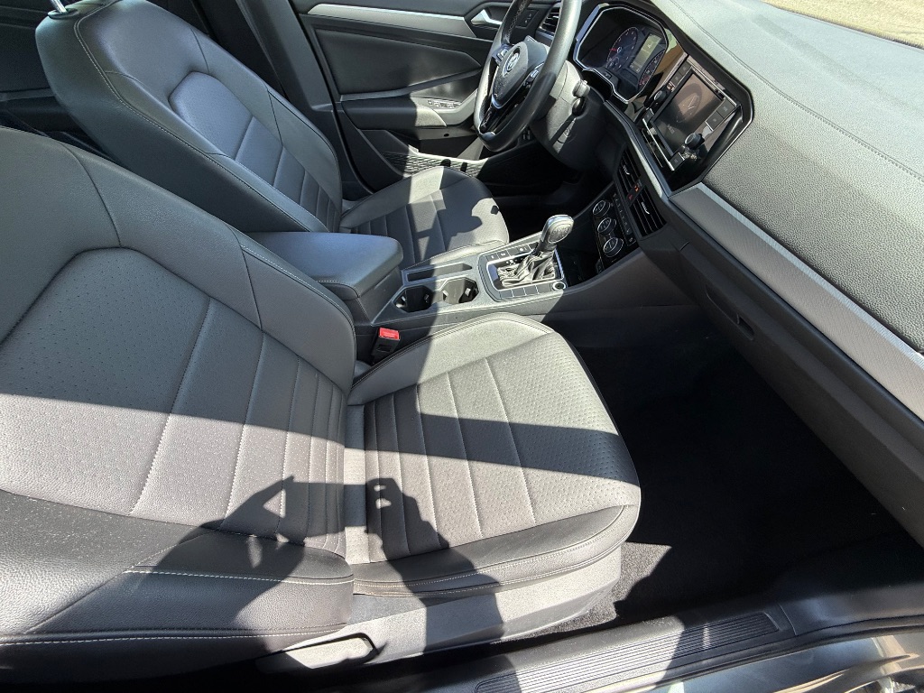 2021 Volkswagen Jetta R-Line - Photo 32